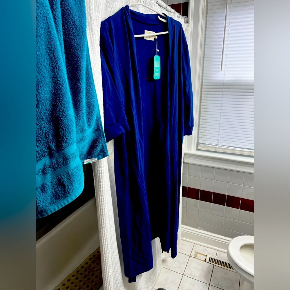 Cotton navy blue house rob…. It has shorter sleeve!